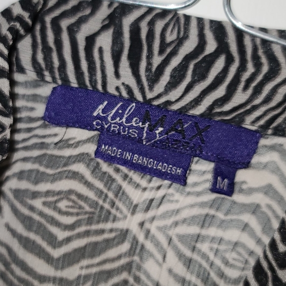 Miley Cyrus sheer zebra like print button down top - Picture 4 of 6